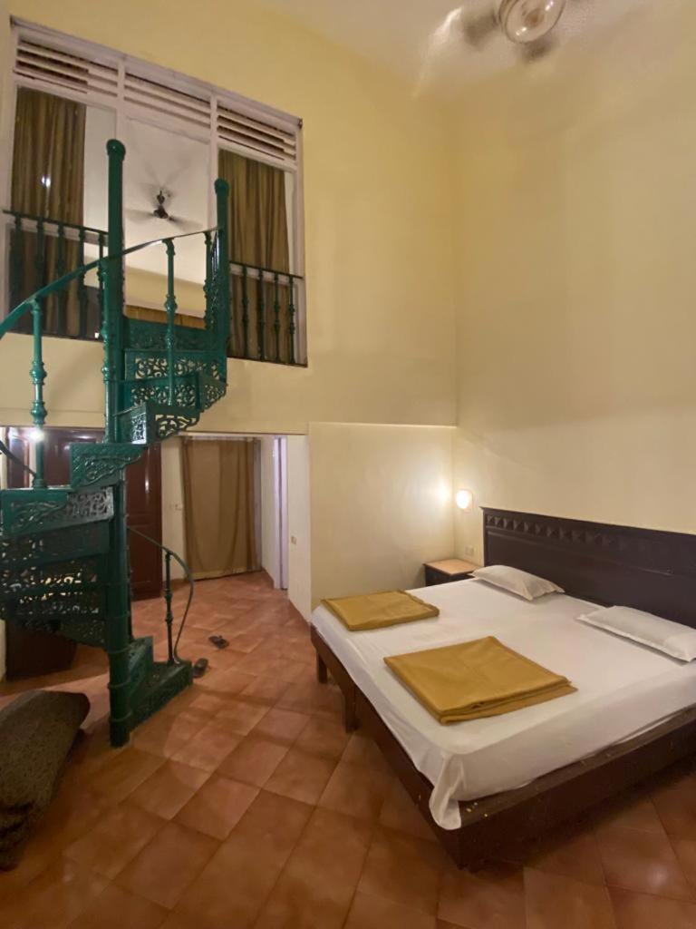 Anand Ritz Resort Matheran Buitenkant foto