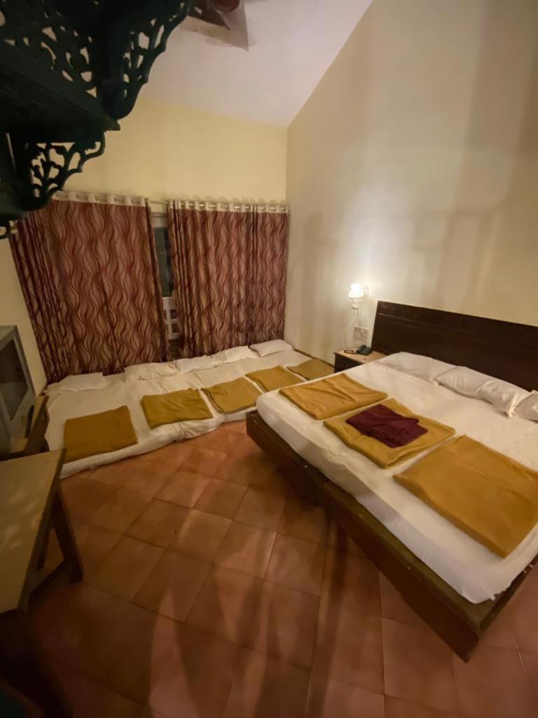 Anand Ritz Resort Matheran Buitenkant foto