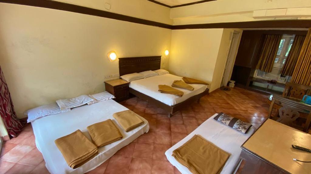 Anand Ritz Resort Matheran Buitenkant foto