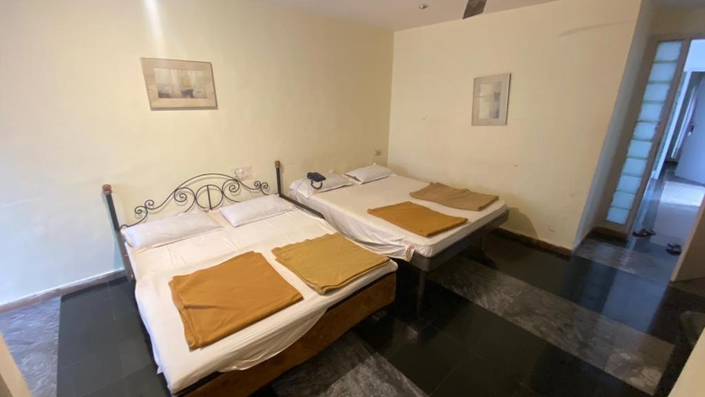 Anand Ritz Resort Matheran Buitenkant foto